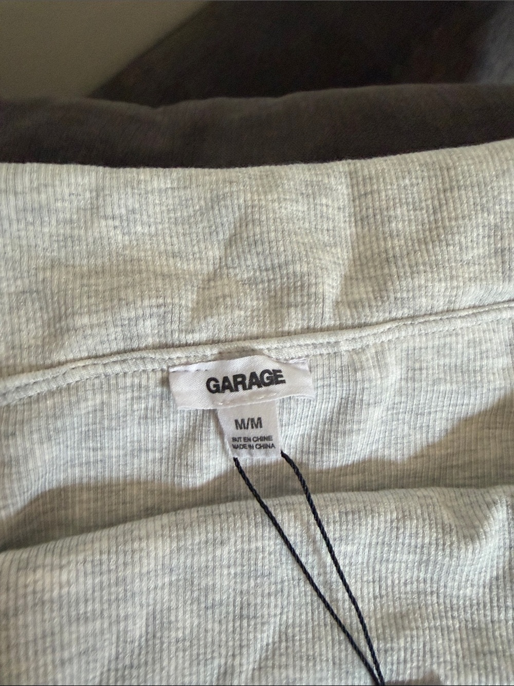 Garage Light Gray Off-Shoulder Ribbed Crop Top - Picture 2 of 3